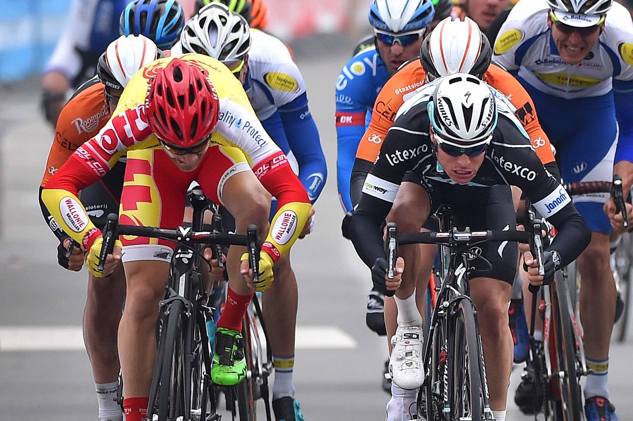 Antoin Demoiti&eacute; is beaten by Gianni Meersman in the Handzame Classic