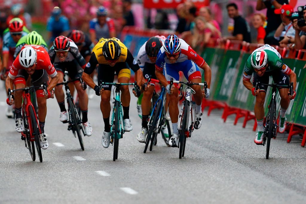 The sprint opens up in Madrid