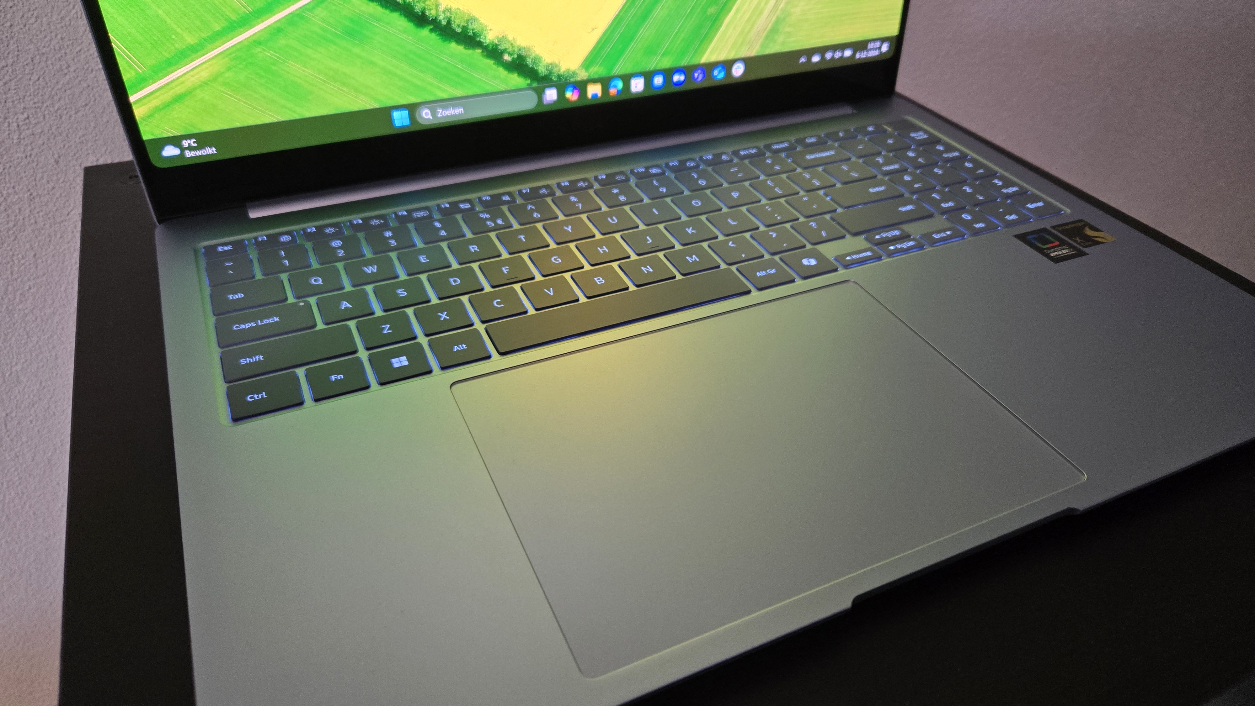 Samsung Galaxy Book 4 Edge