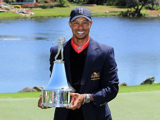 Tiger Woods winning the 2013 Arnold Palmer Invitational