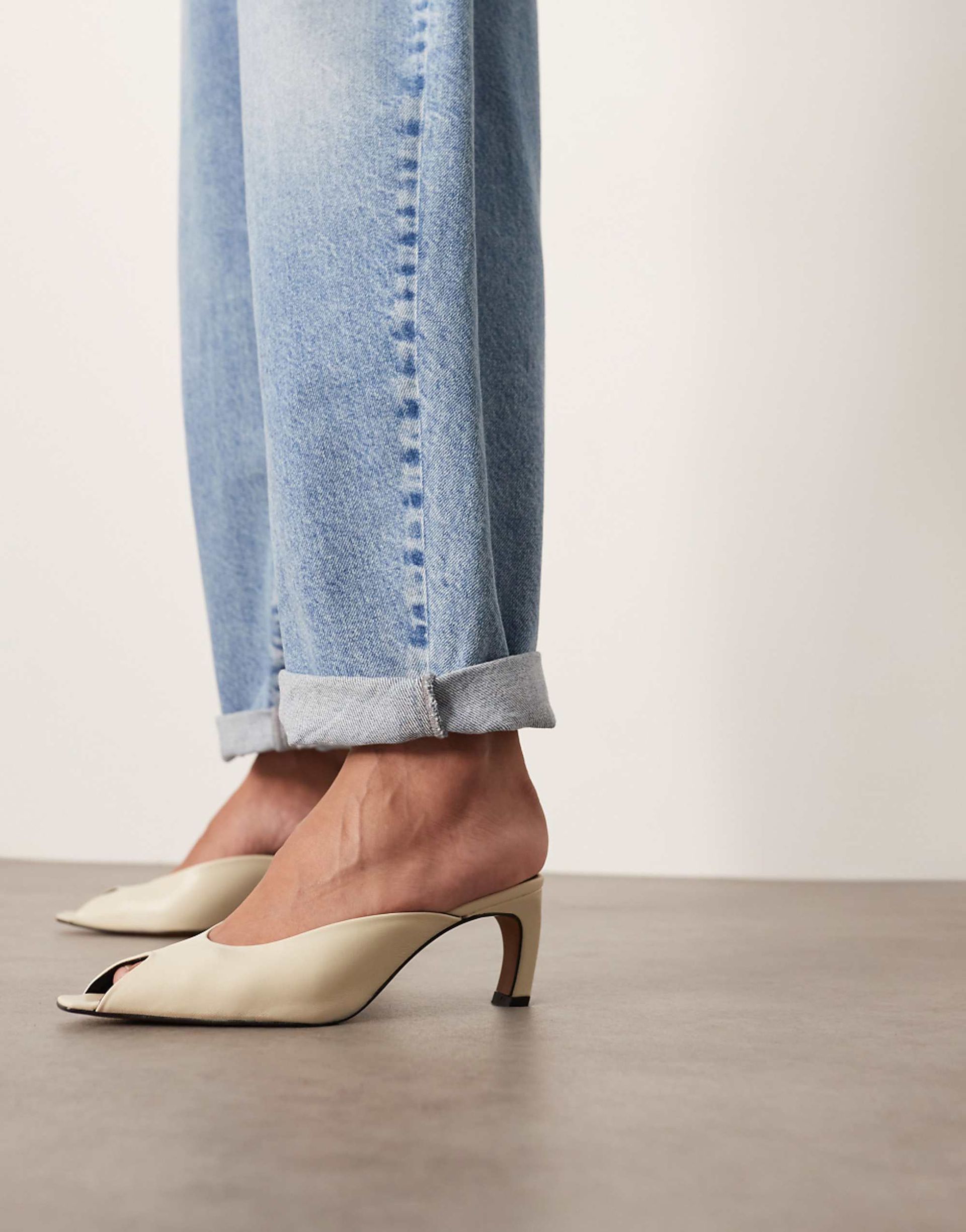 Arrange Agnes Premium Leather Heeled Mules in Off White