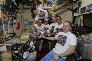 Expedition 54 crew celebrates