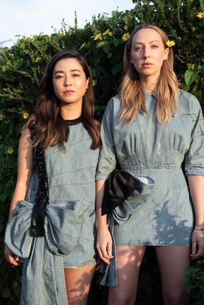 Green, Fashion, Beauty, Youth, Long hair, Street fashion, Fashion design, Textile, Smile, Brown hair,