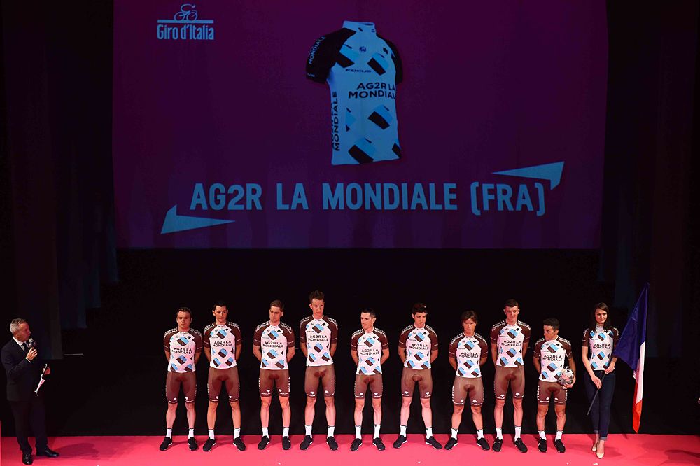 Ag2r-La Mondaile at the 2015 Giro d'Italia team presentation