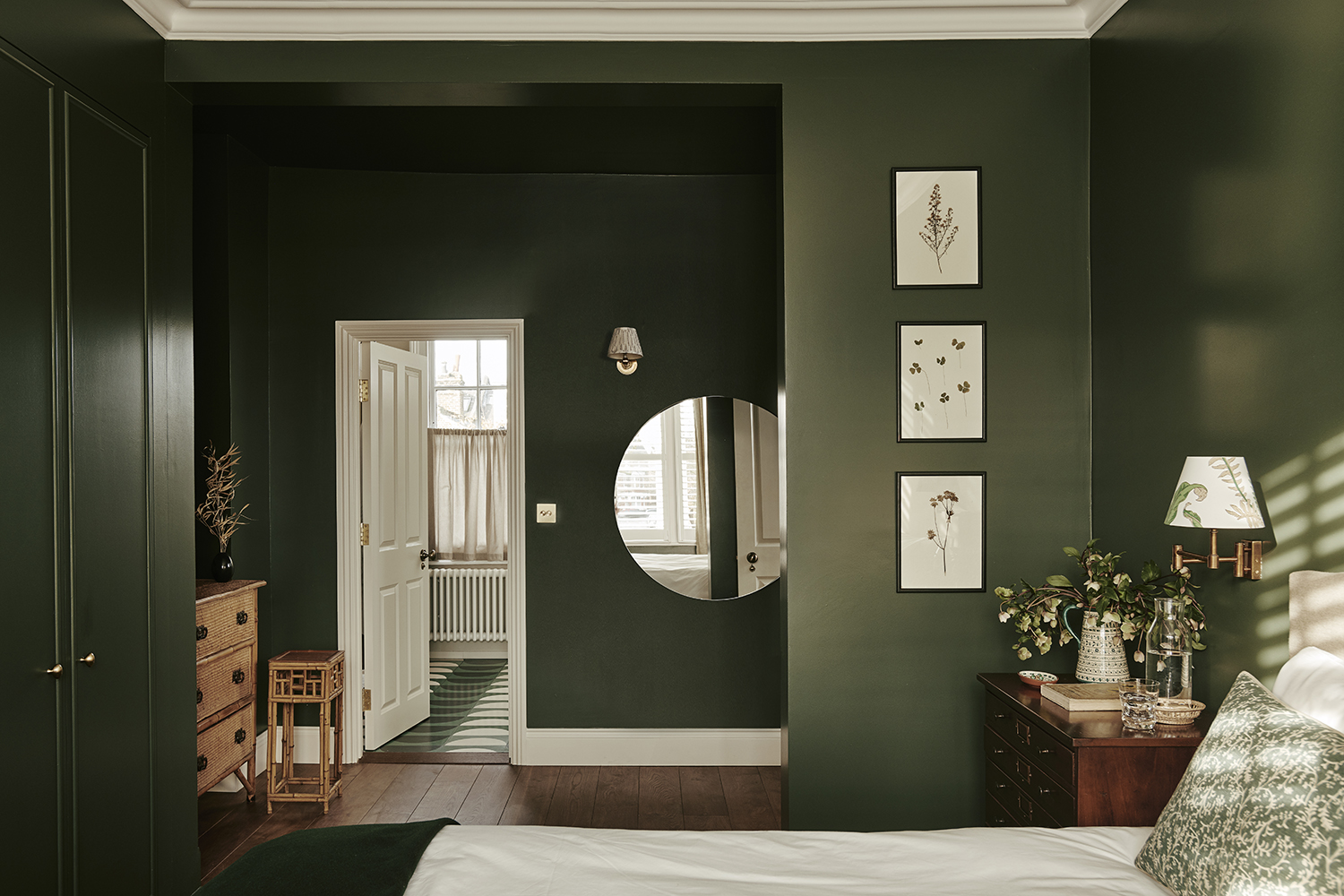 green bedroom ideas painted dark green walls