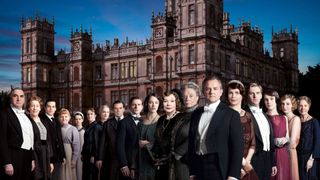 Downton Abbey cast promotional picture for Season 3