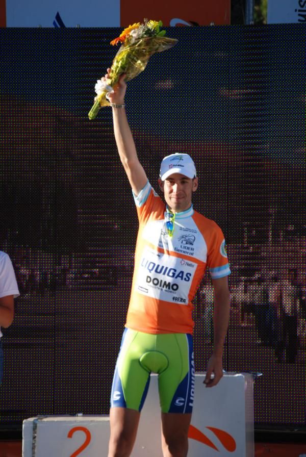 Vincenzo Nibali (Liquigas-Doimo) retained his lead after finishing seven seconds down on the winner