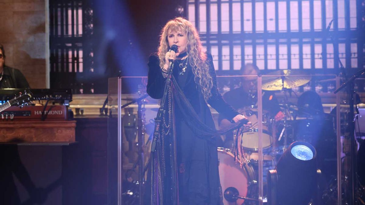 Stevie Nicks performing on Saturday Night Live