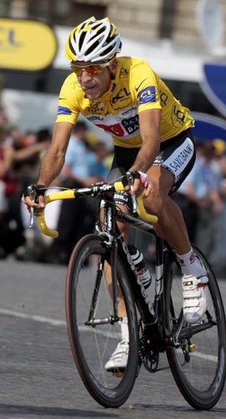 Carlos Sastre indulged in some yellow handlebar tape but was one of the more understated Tour winners in recent times.