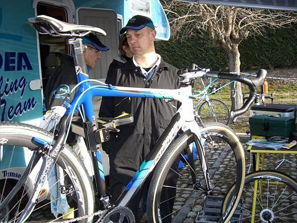 Wellens' Ridley includes an integrated seatmast.