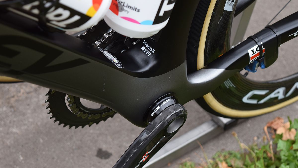 Usually running C-Bear bottom bracket bearings, Greipel's bike was equipped with a Campagnolo bottom bracket at the race