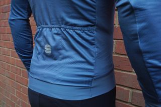 Male cyclist wearing the Sportful Loom Thermal Long Sleeve Jersey