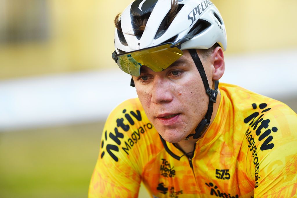 KAZINCBARCIKA HUNGARY MAY 14 Fabio Jakobsen of Netherlands and Team QuickStep Alpha Vinyl yellow leader jersey crosses the finish line during the 43rd Tour de Hongrie 2022 Stage 4 a 177km stage from Kazincbarcika to Kazincbarcika tourdehongrie on May 14 2022 in Kazincbarcika Hungary Photo by Dario BelingheriGetty Images