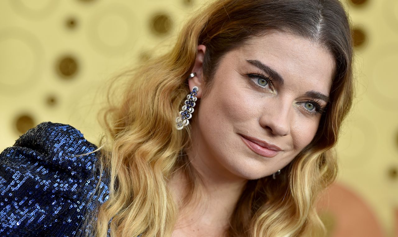 Annie Murphy attends the 71st Emmy Awards at Microsoft Theater on September 22, 2019 in Los Angeles, California. Annie Murphy, Russian Doll and Schitt&#039;s Creek actress