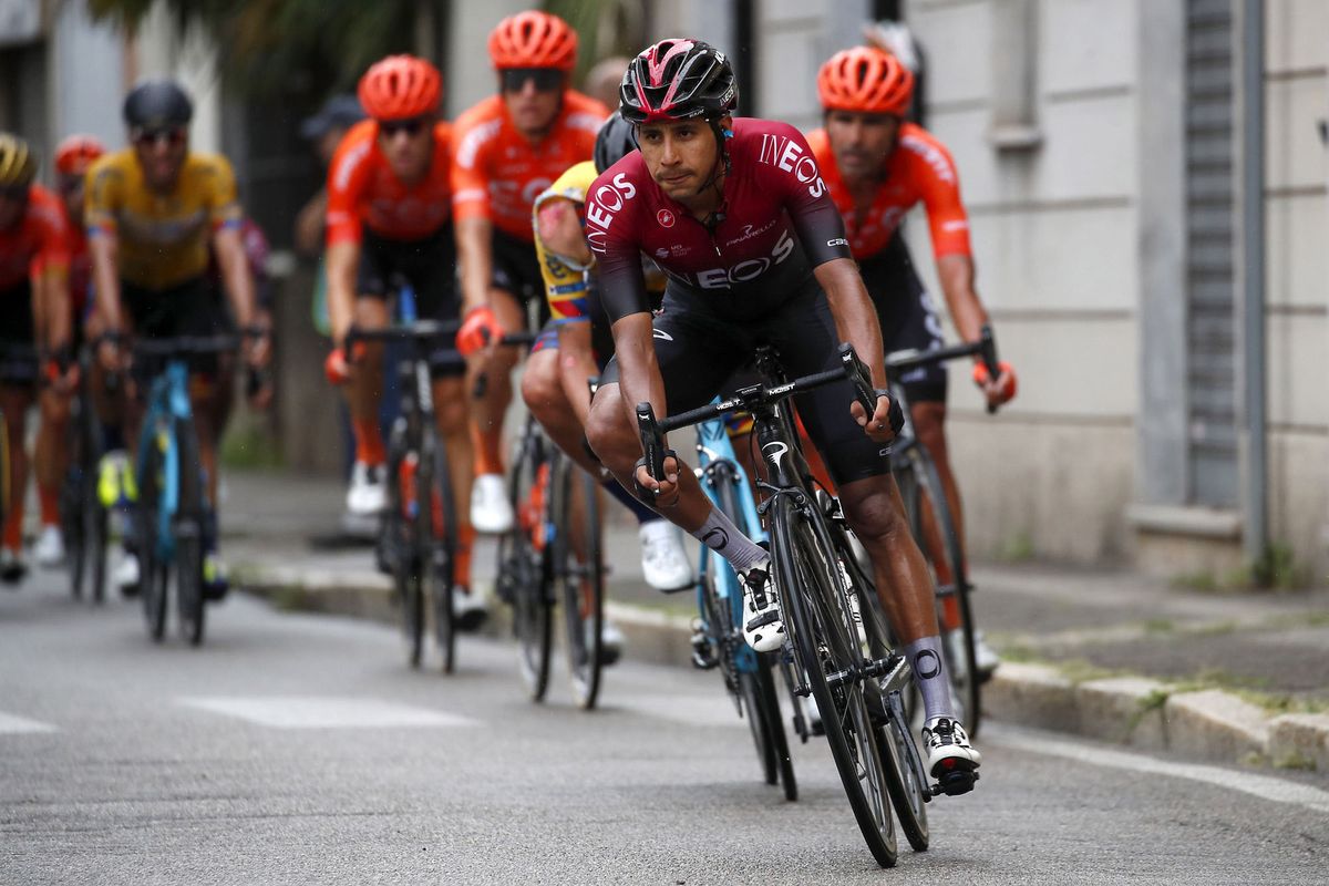 Team Ineos lead the peloton in the early stages of the Gran Trittico Lombardo
