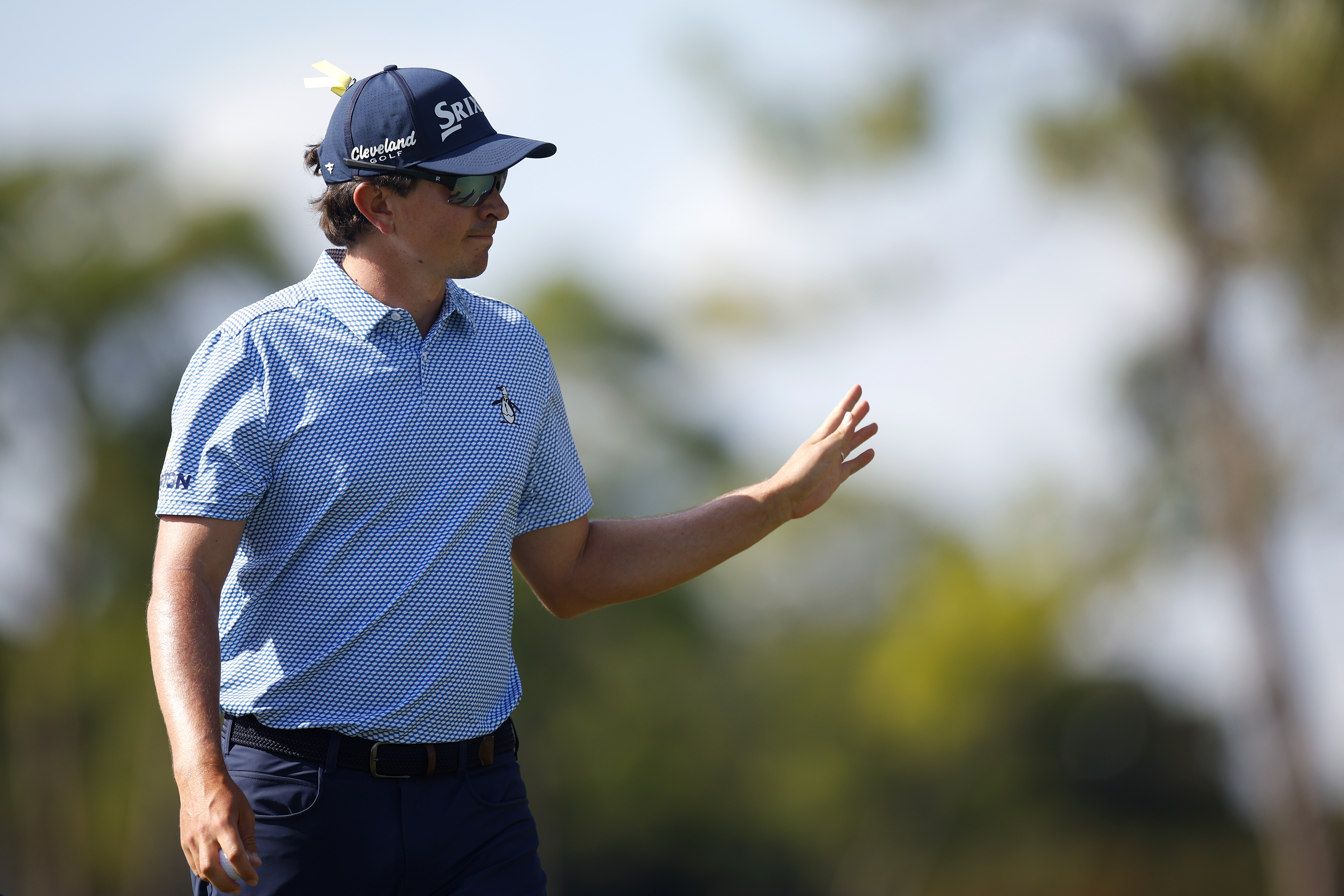 Nico Echavarria waves