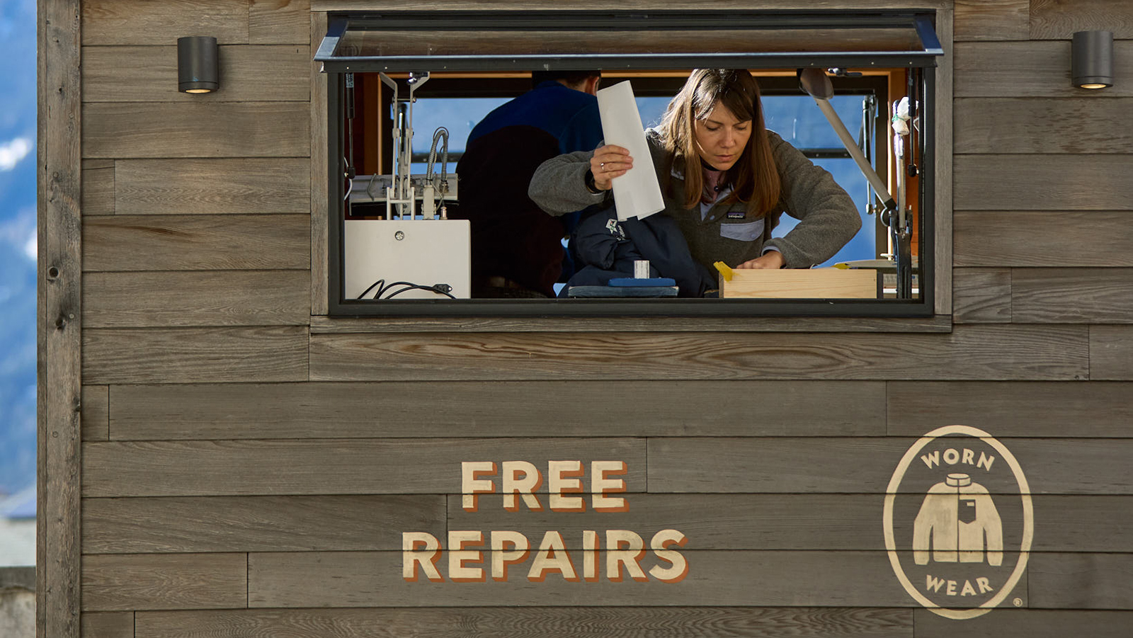 Patagonia Worn Wear Snow Tour images