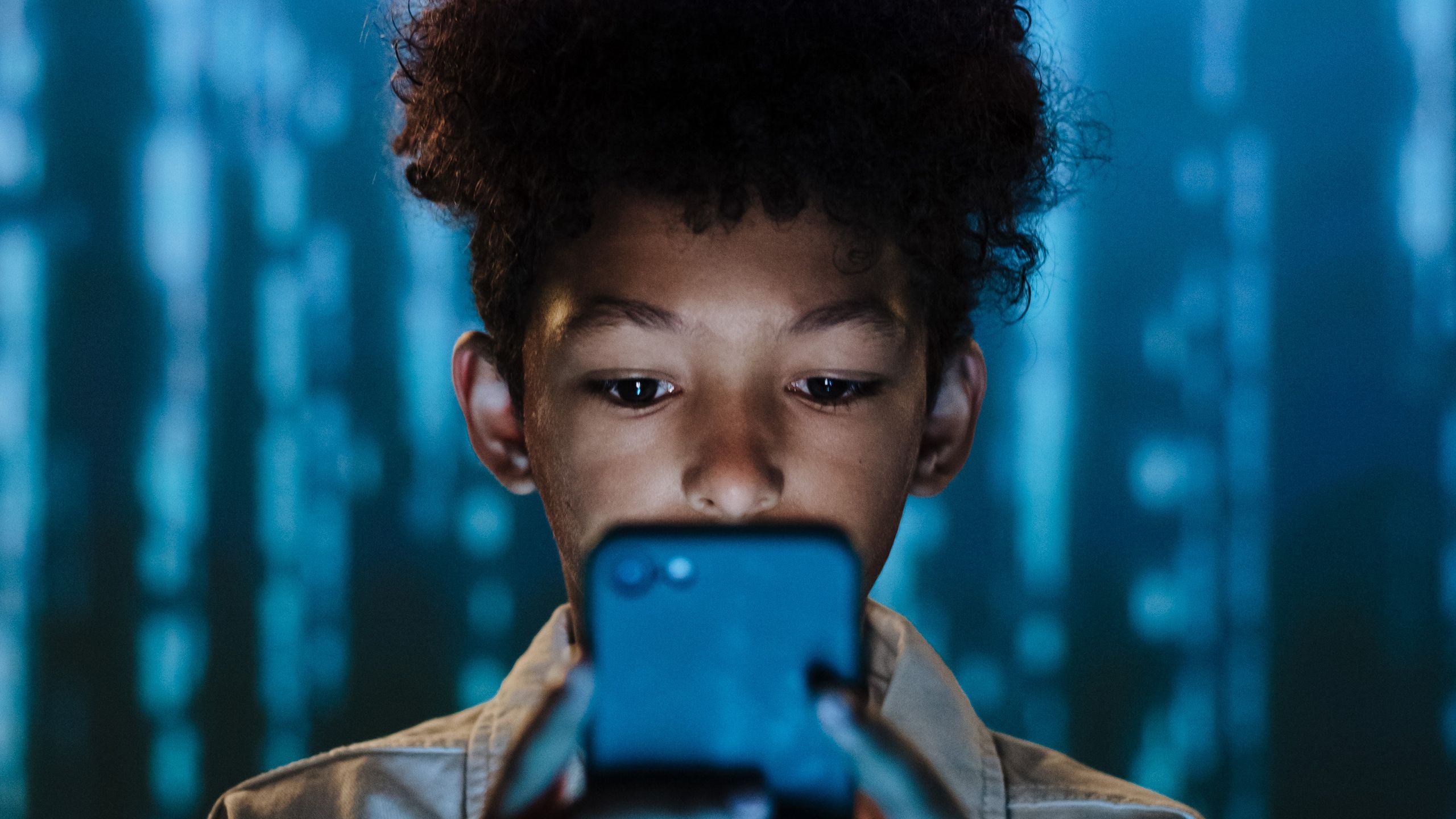iPhone or Android phone: which is the better buy for children? | T3