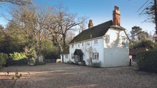 Ramsdale-House-Reading-Road-Mattingley-Hook-Hampshire-Knight-Frank-3.jpg
