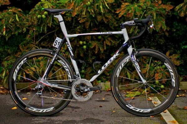 Jack Bauer's Look 595 in Tour of Britain black and white finish.