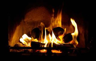 Open fire (Alamy)