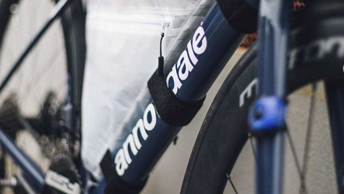 Lachlan Morton's 'Alt Tour' Cannondale SuperSix Evo Disc