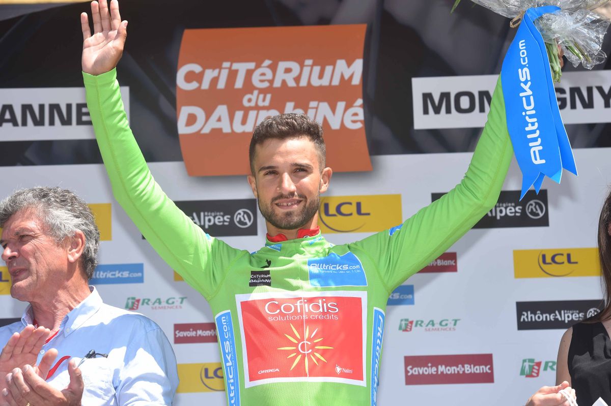 Nacer Bouhanni is the leader of the points competition