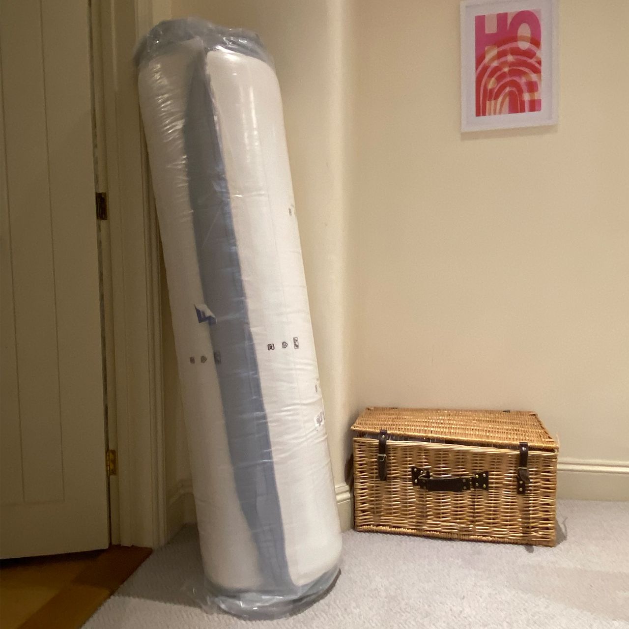 The IKEA VALEV&Aring;G pocket sprung mattress being tested