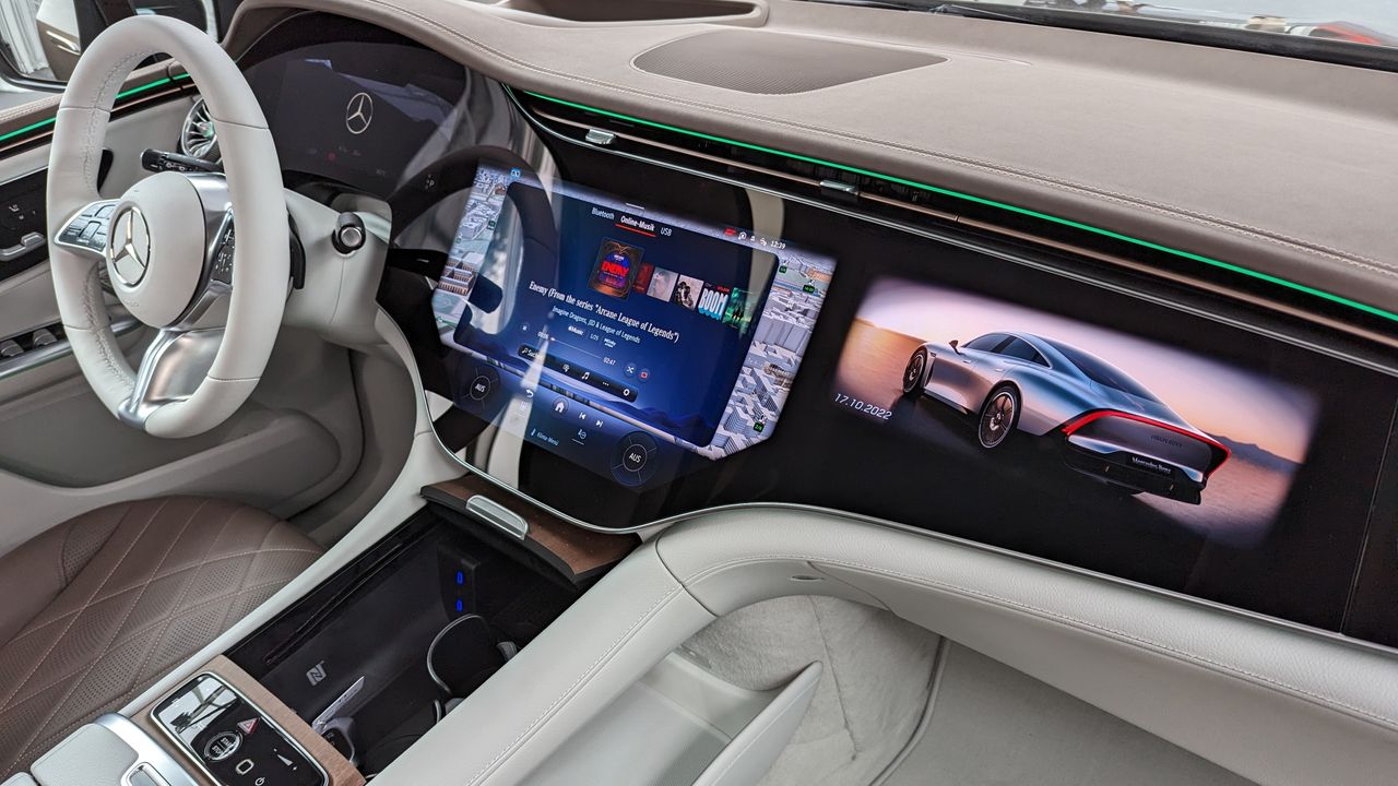 Apple Music with Dolby Atmos in the Mercedes EQE SUV