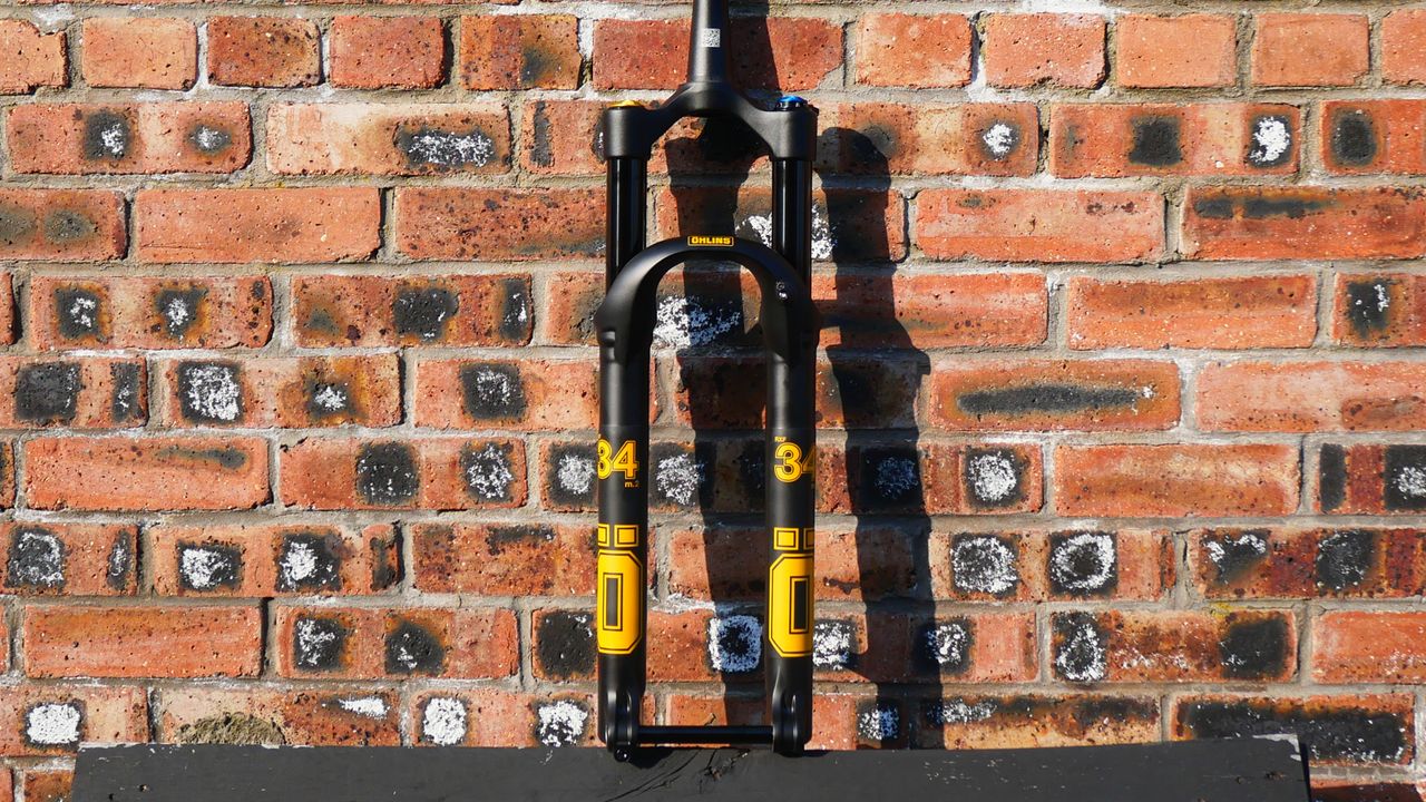 &Ouml;hlins RXF34 m.2 first look