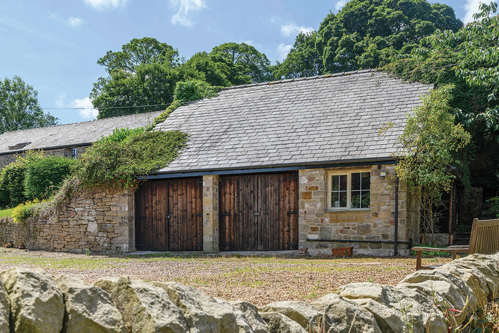 Property for sale: The Old Farm House, Whaley Bridge, High Peak, Derbyshire.