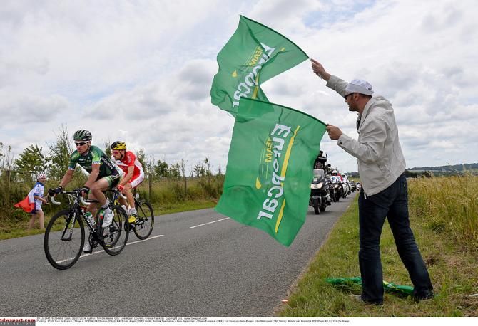 A Europcar fan out cheering for breakaway rider Thomas Voeckler (Europcar)