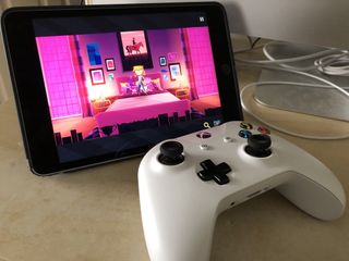 Xbox One controller with iPad