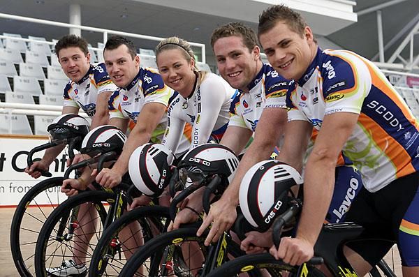 Scott Sunderland (right) says he's ready for a good world cup campaign with Team Jayco.