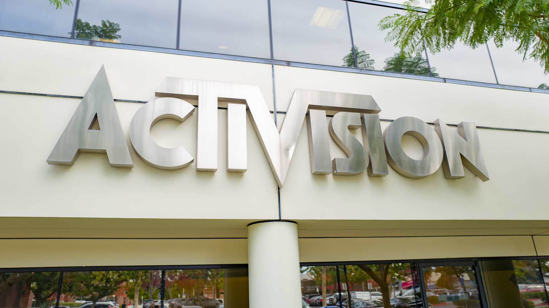 Will Microsoft's Acquisition Of Activision Blizzard Go Through? We Asked A Lawyer thumbnail