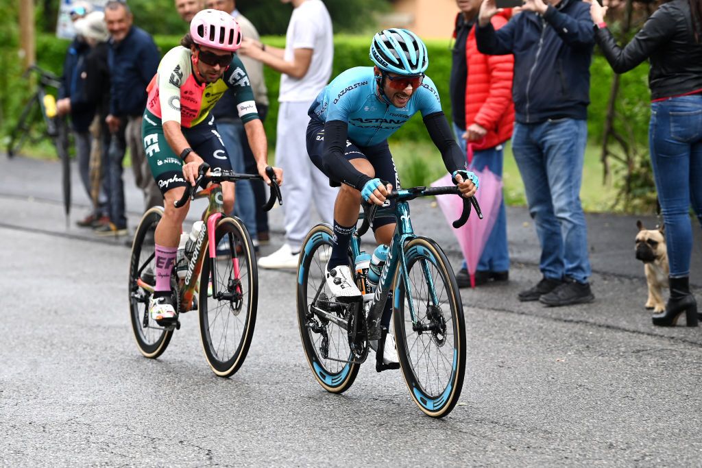 SEREGNO ITALY MAY 21 LR Ben Healy of Ireland and Team EF EducationEasyPost and Simone Velasco of Italy and Astana Qazaqstan Team compete in the breakaway during the 106th Giro dItalia 2023 Stage 15 a 195km stage from Seregno to Bergamo UCIWT on May 21 2023 in Seregno Italy Photo by Tim de WaeleGetty Images