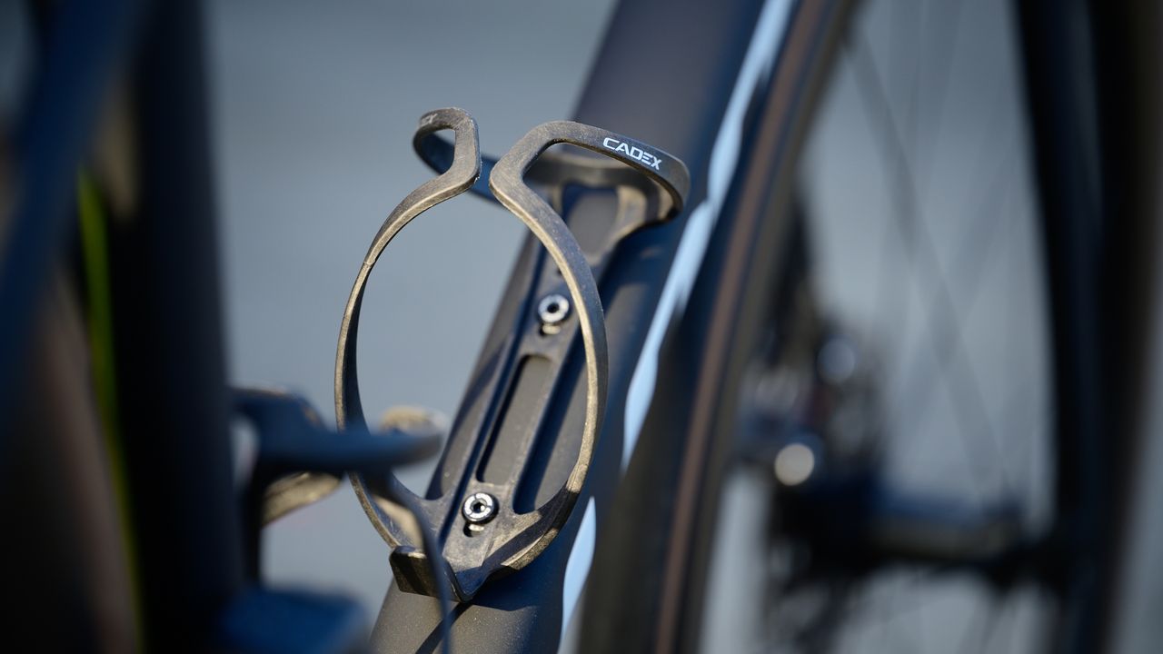 Look 795 Blade RS with cadex bottle cage