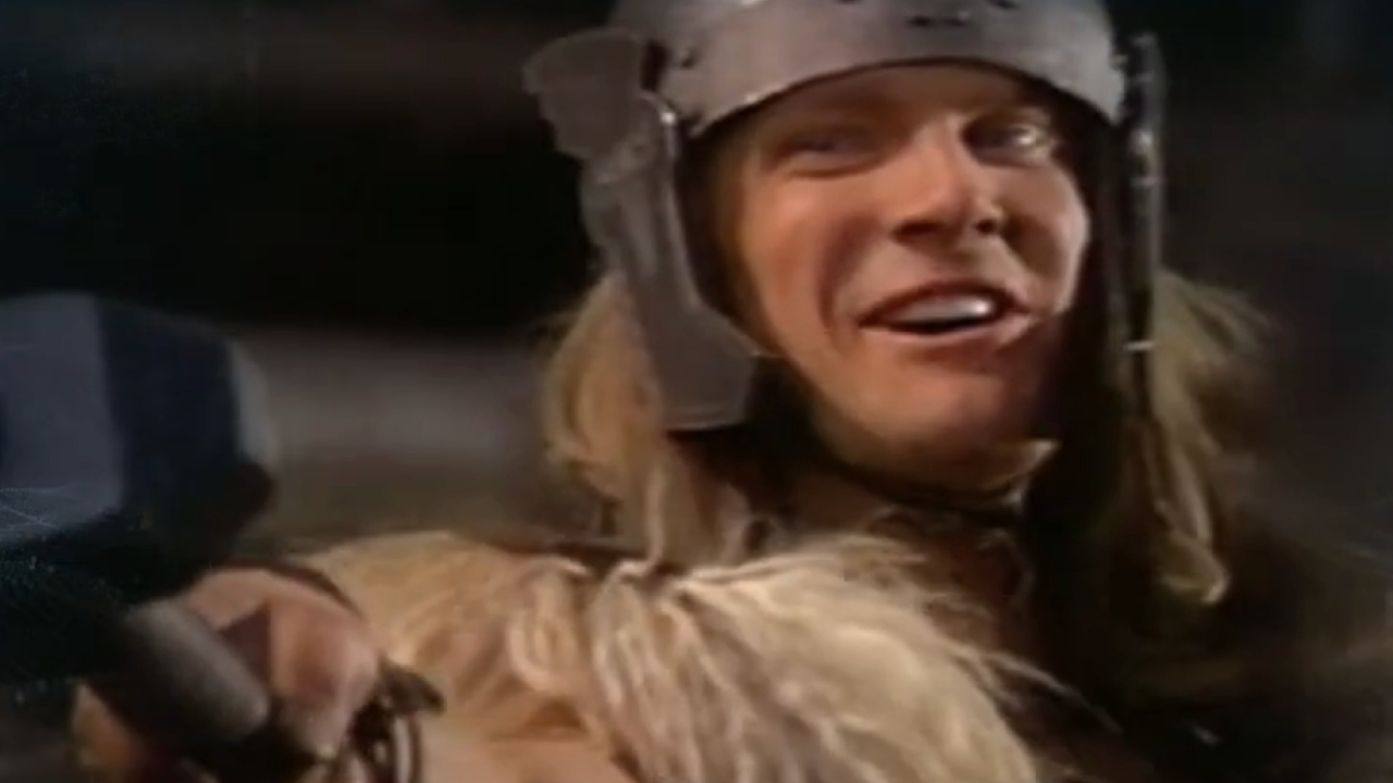 Eric Allan Kramer as Thor smiling in The Incredible Hulk Returns