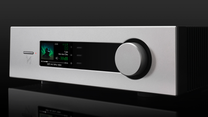 Quad Platina Stream network streamer on a black background