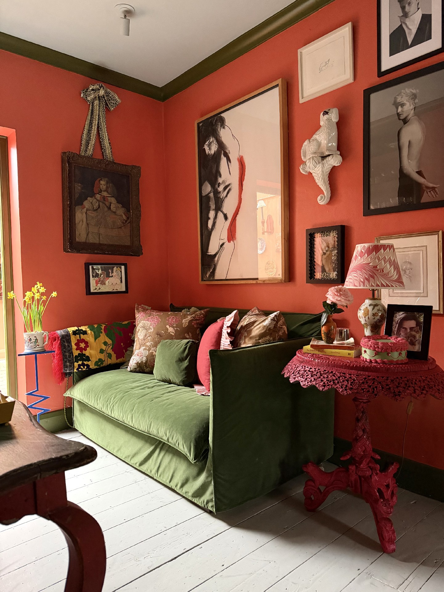 An image of @maximilianhurd's interiors.