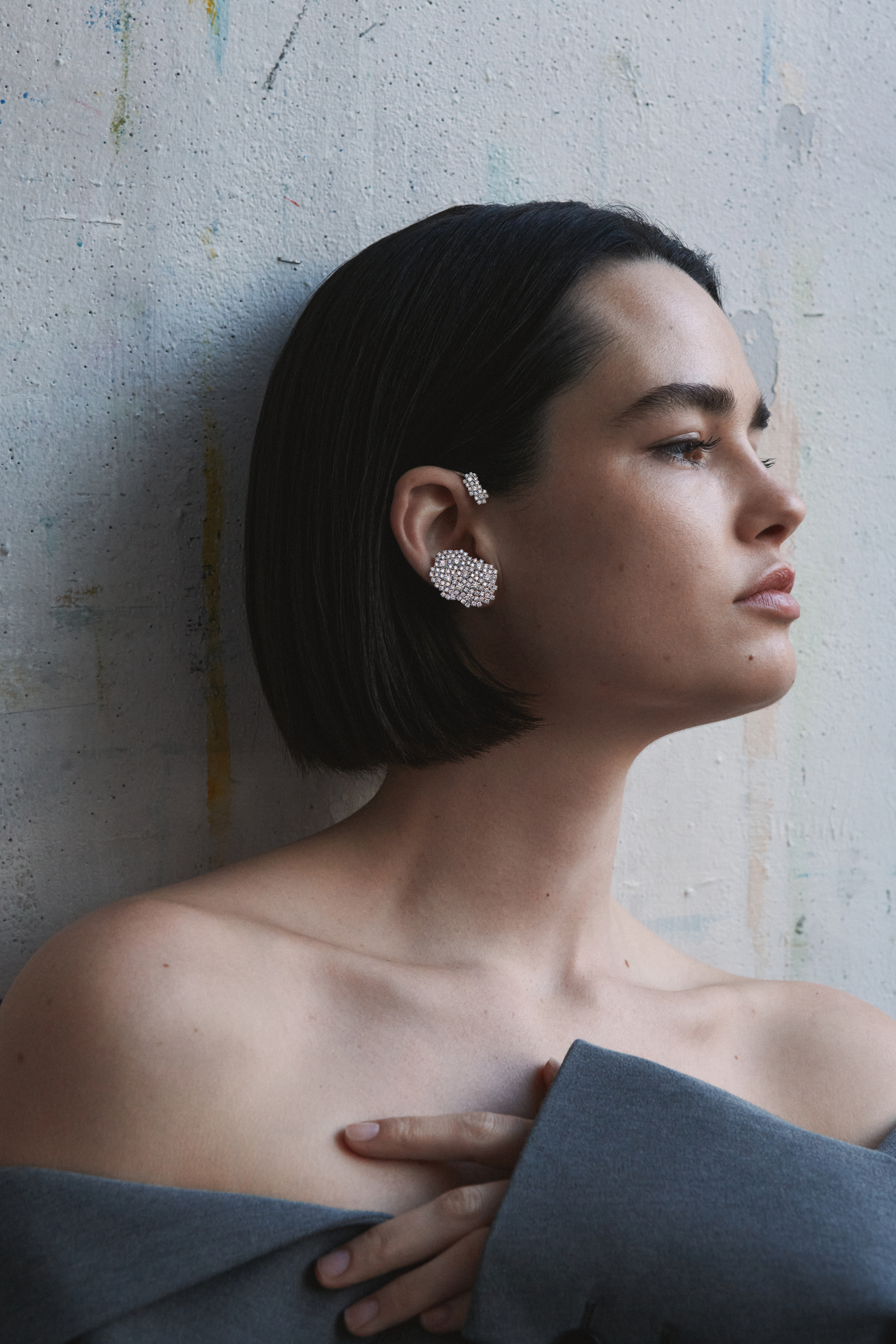 woman wearing jewellery