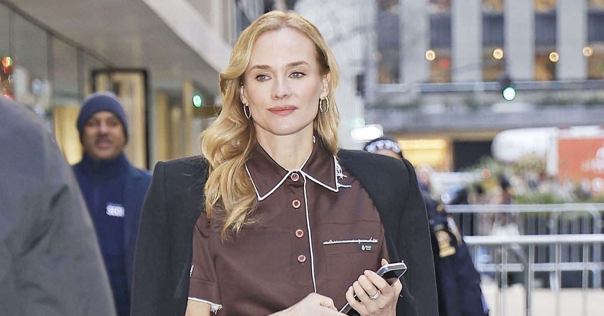 If You're More Prada Than Pilates, This Is How to Wear Leggings in 2026