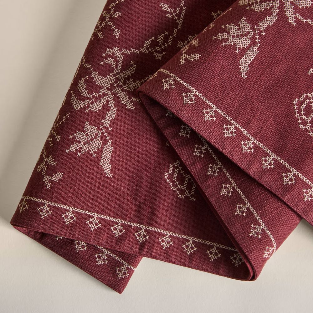 dark red table runner