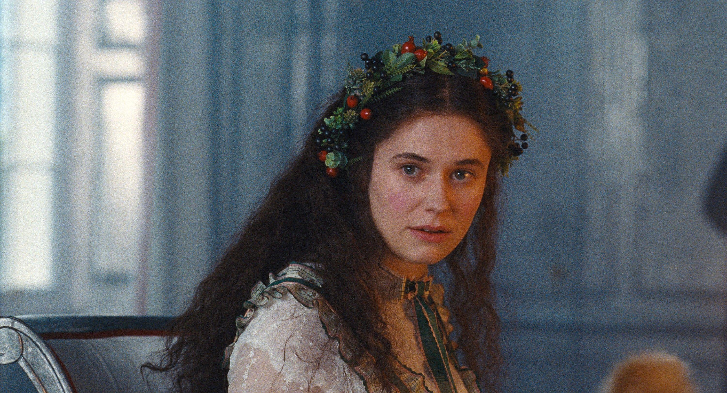 3DNB6AD WUTHERING HEIGHTS, Alison Oliver, 2026. &amp;copy; Warner Bros. /Courtesy Everett Collection