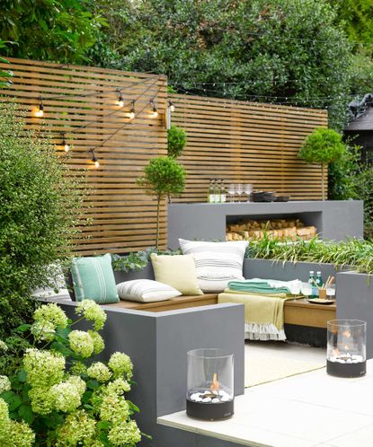 Garden fence ideas: 28 ways to update your boundaries | Gardeningetc