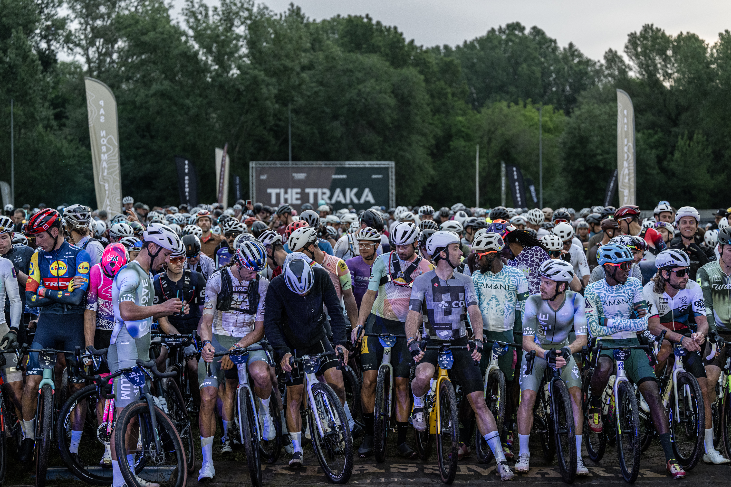 The start line of The Traka 200 men in 2024