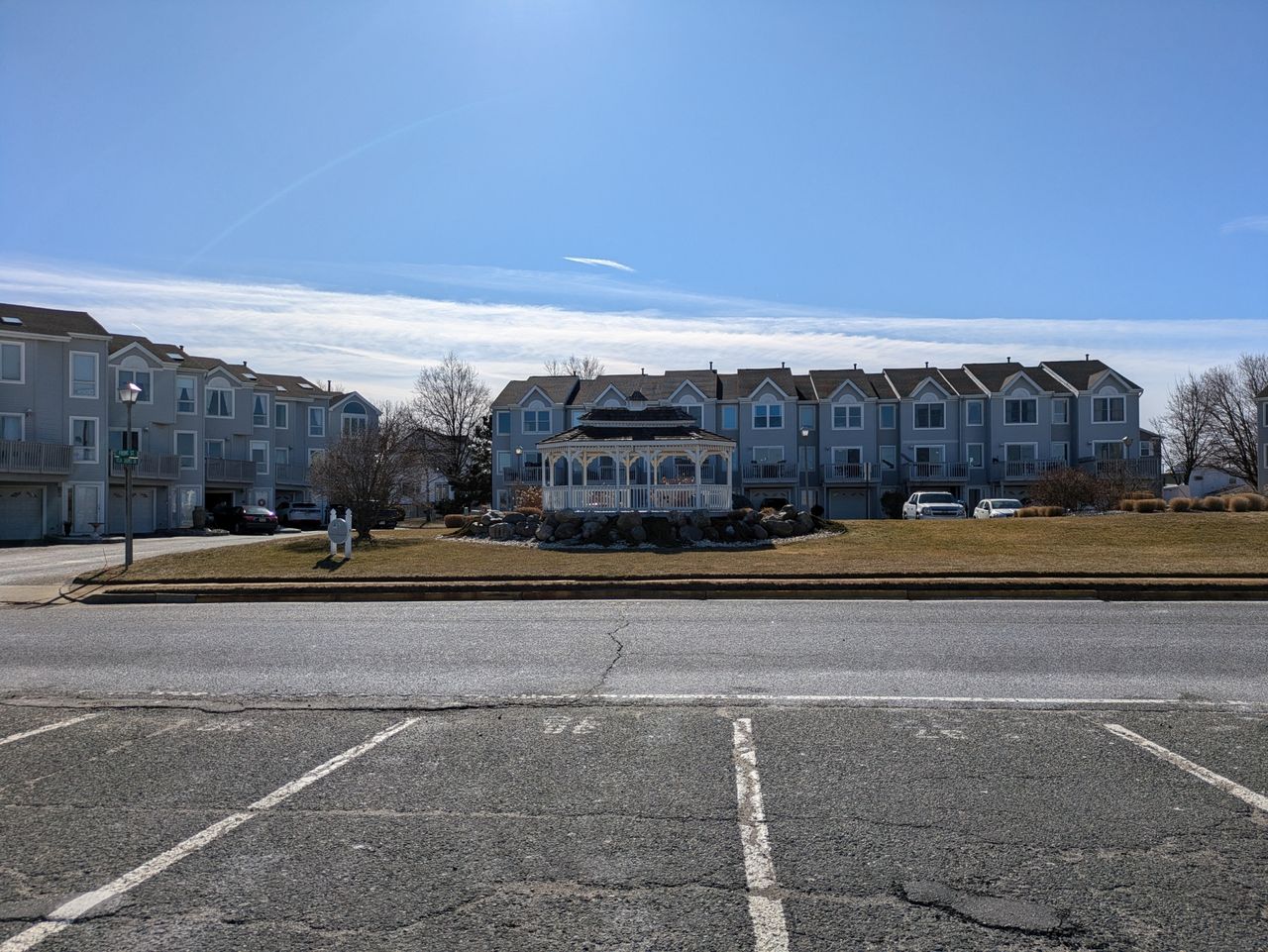Google Pixel 8a dynamic range sample.