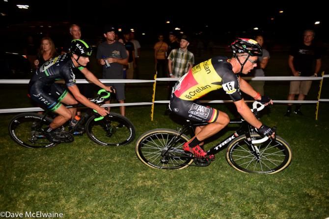 Sven Nys (Crelan Aa Drinks) leading Mitch Hoke (Pros Closet) early in the contest