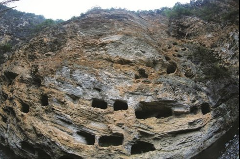 131 hanging coffins in a cilff in China