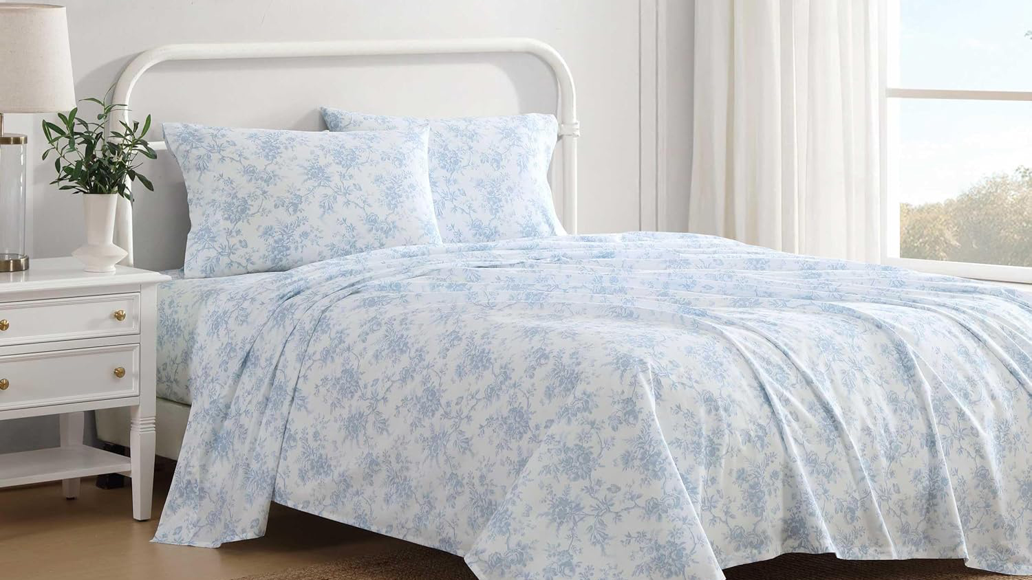Laura Ashley Bedding Set